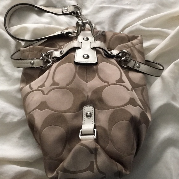 Coach Signature Sateen Brooke - Picture 2 of 4